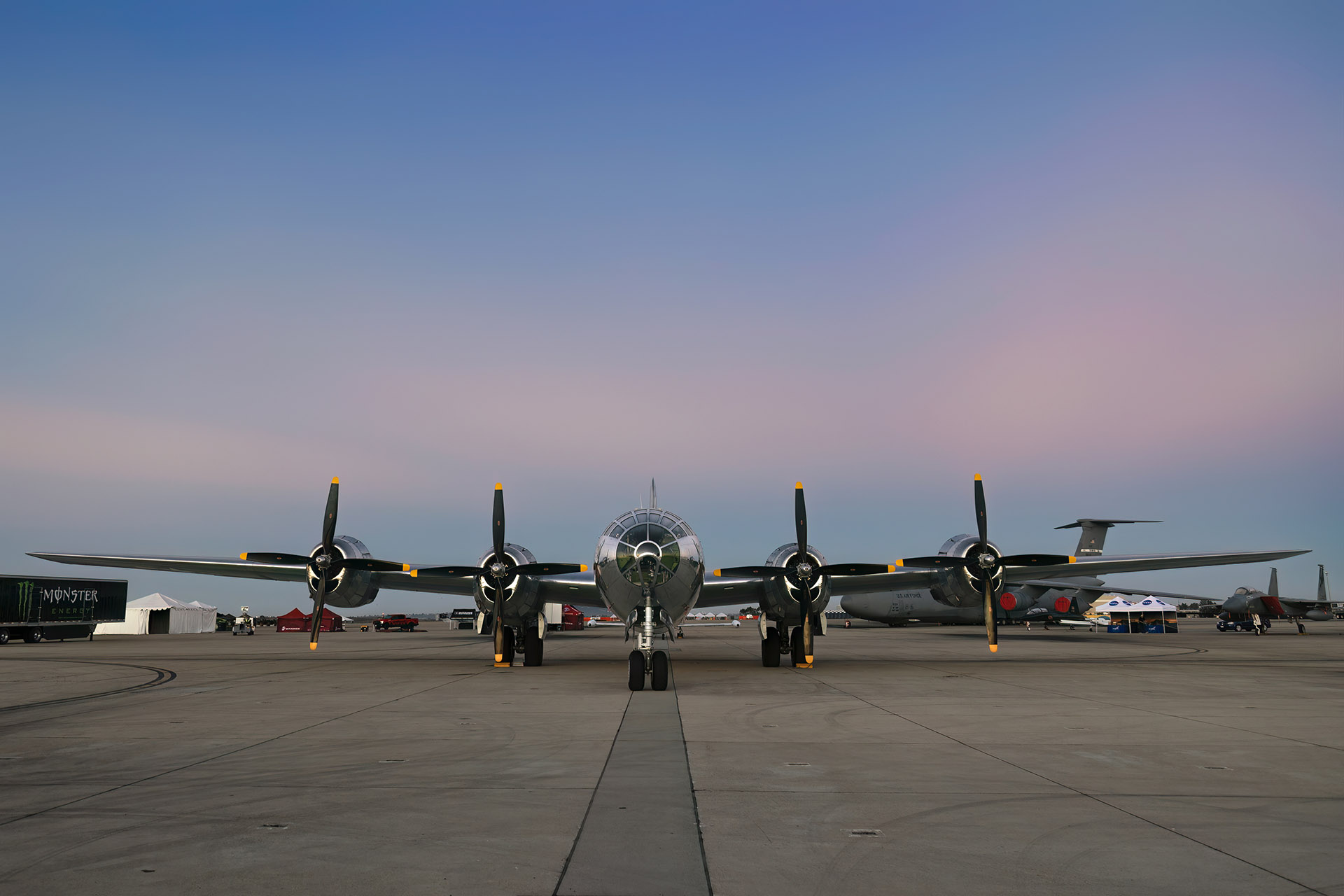 Plane on tarmac at MCAS Miramar